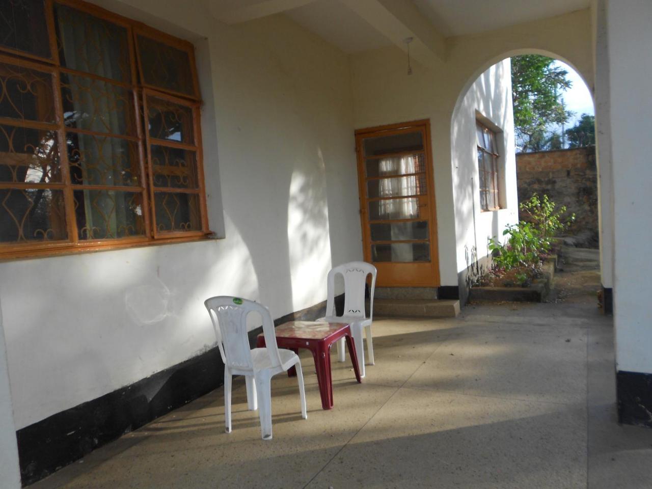 Mountain View Self Catering Guesthouse & Hostel Kisumu Exterior photo